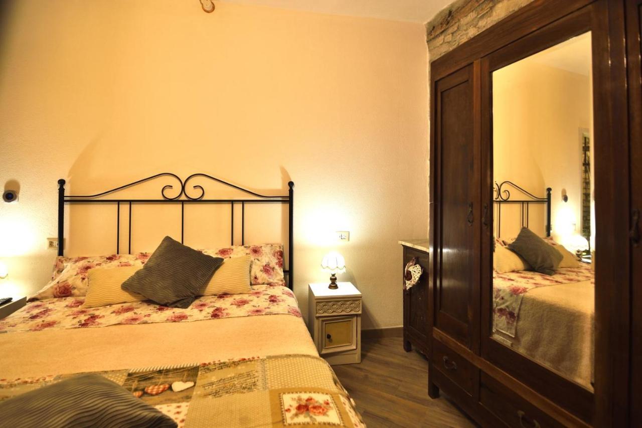 Il Borgo Del Castello Hotel Cremolino Exterior photo