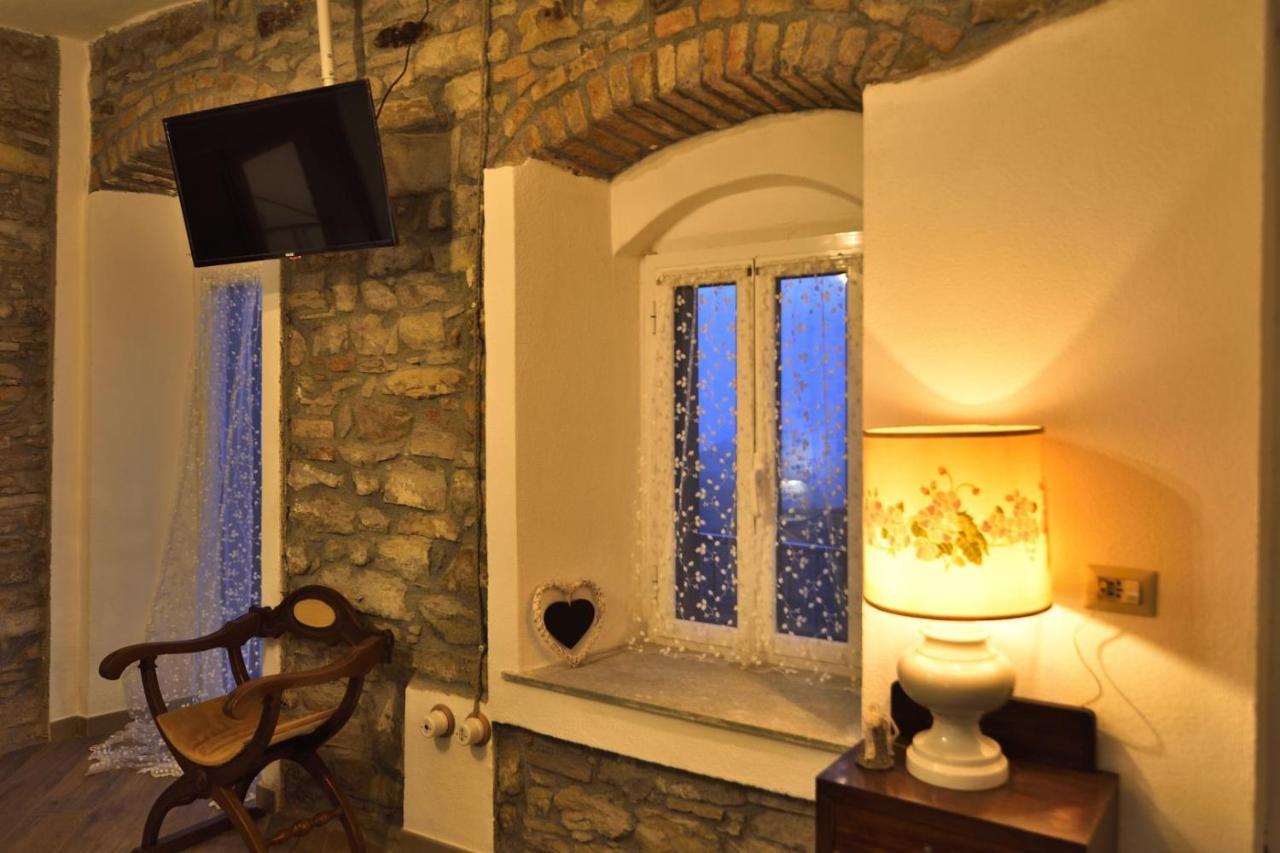 Il Borgo Del Castello Hotel Cremolino Exterior photo