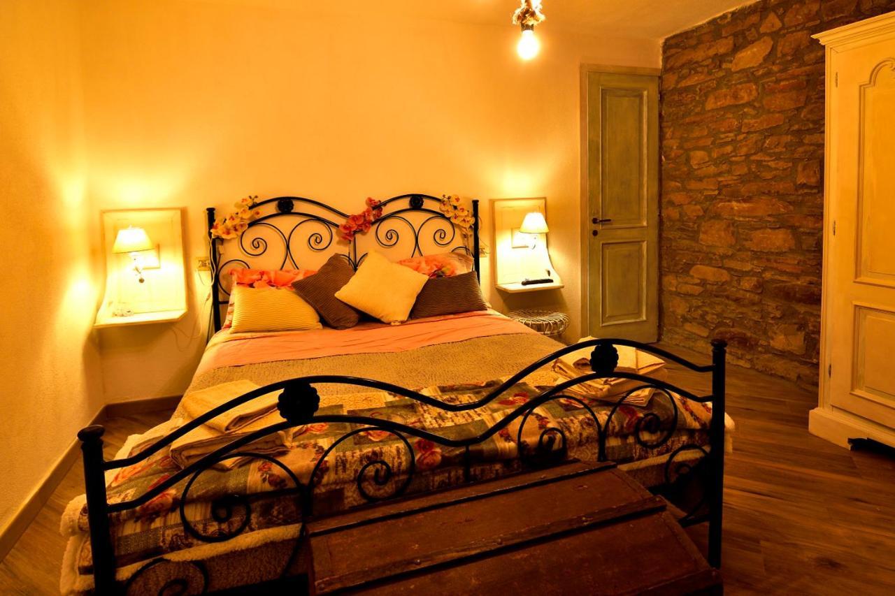 Il Borgo Del Castello Hotel Cremolino Exterior photo